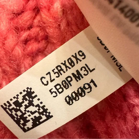 American Eagle Outfitters Pink V-Neck Sweater Size Medium Oversized Cozy Chunky - Picture 6 of 8